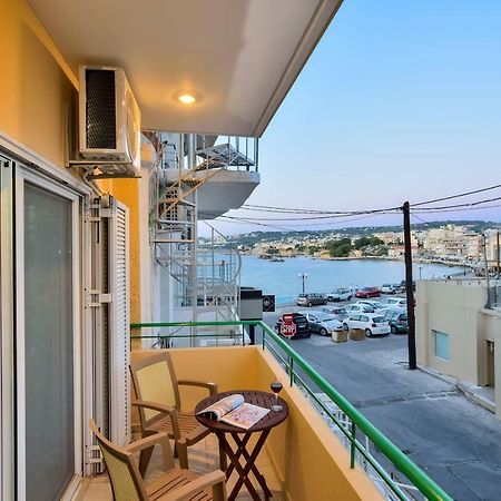 SEASIDE Old Venetian Harbour 1st Floor Appartement Chania  Buitenkant foto